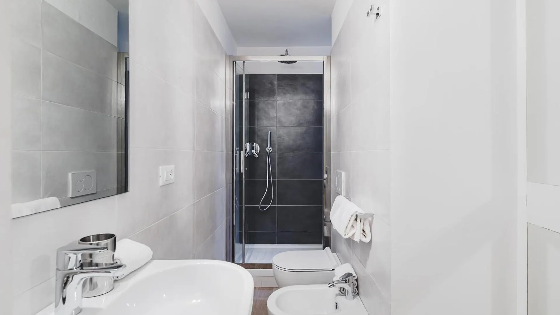 Domus Degli Angeli Apartment Rome